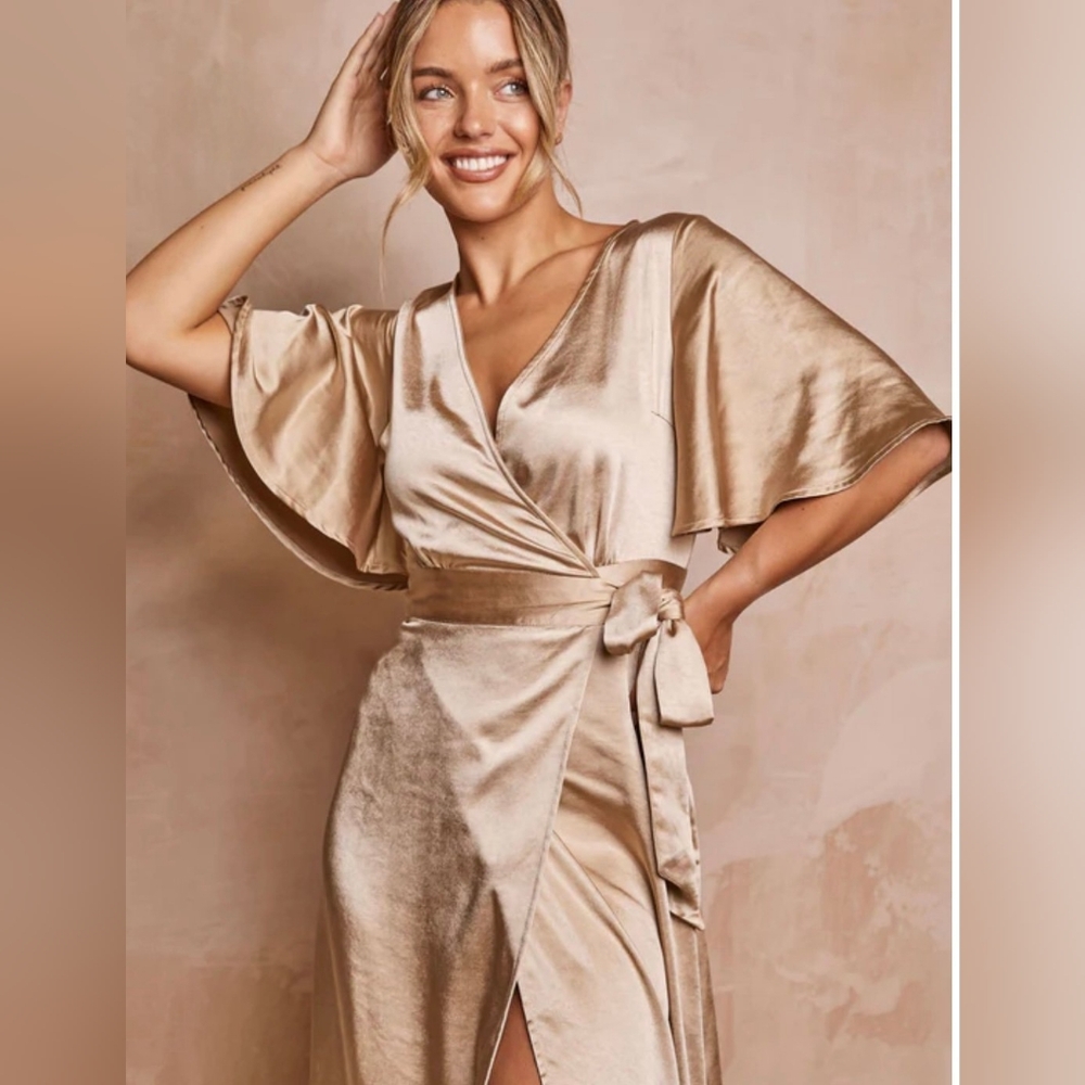 Bebe DREAM Collection Cream Silk Wrap Dress